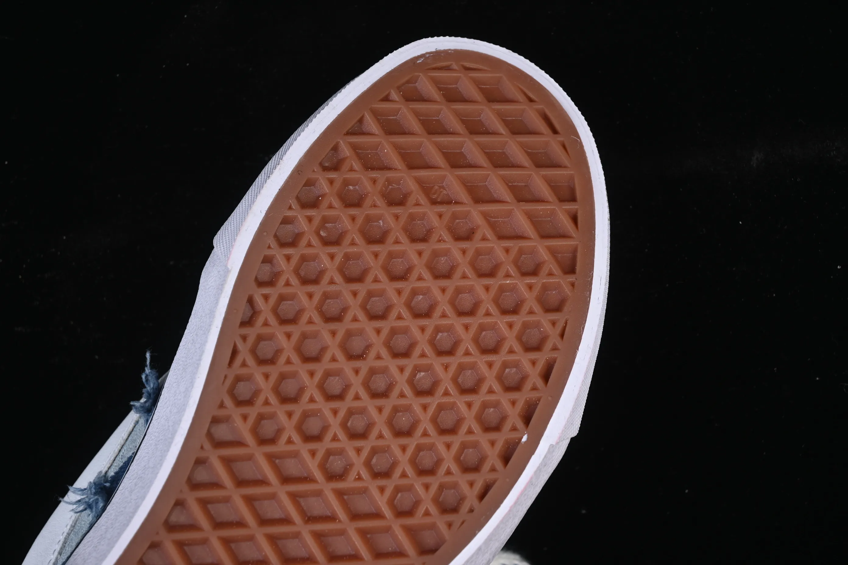 All categories Vans Vans series Vans Low Vans low-top Vans Knu Skool Vr3 Vans low-top casual skateboard shoes VN0009QCBT1
